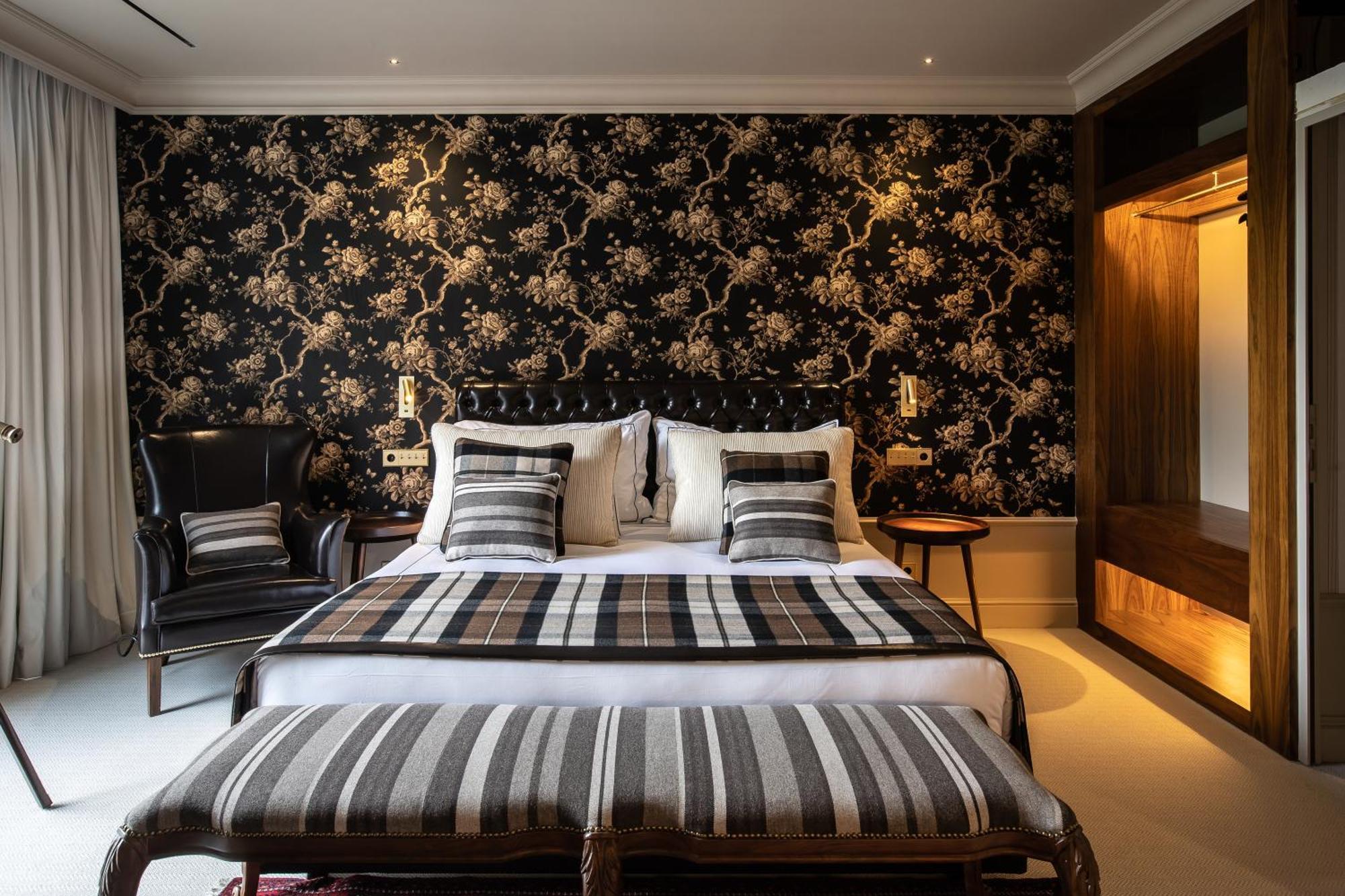 Vinha Boutique Hotel Vila Nova de Gaia Exterior foto A bedroom at the Mandarin Oriental, Paris